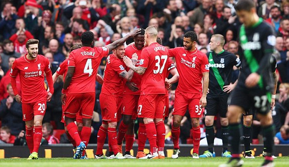 韩K联半场：弗里德约森头槌破门，光州暂1-0蔚山（韩K联半场战报：弗里德约森头球建功，光州暂以1-0领先蔚山）