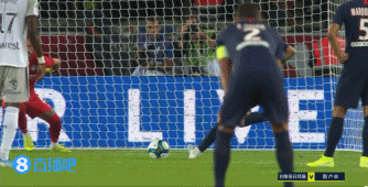 2025年铜梁龙主场场均观众超1.5万人，间接拉动消费约11亿元