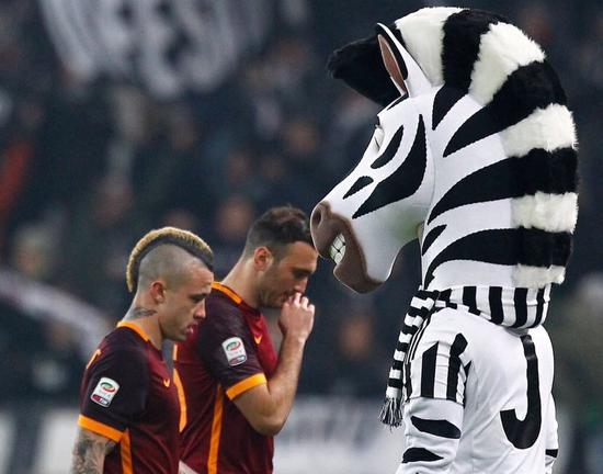 阿莫林：我对目前的门将储备很满意，不让梅努首发是有原因的（阿莫林：对门将阵容很满意，未安排梅努首发自有考量）