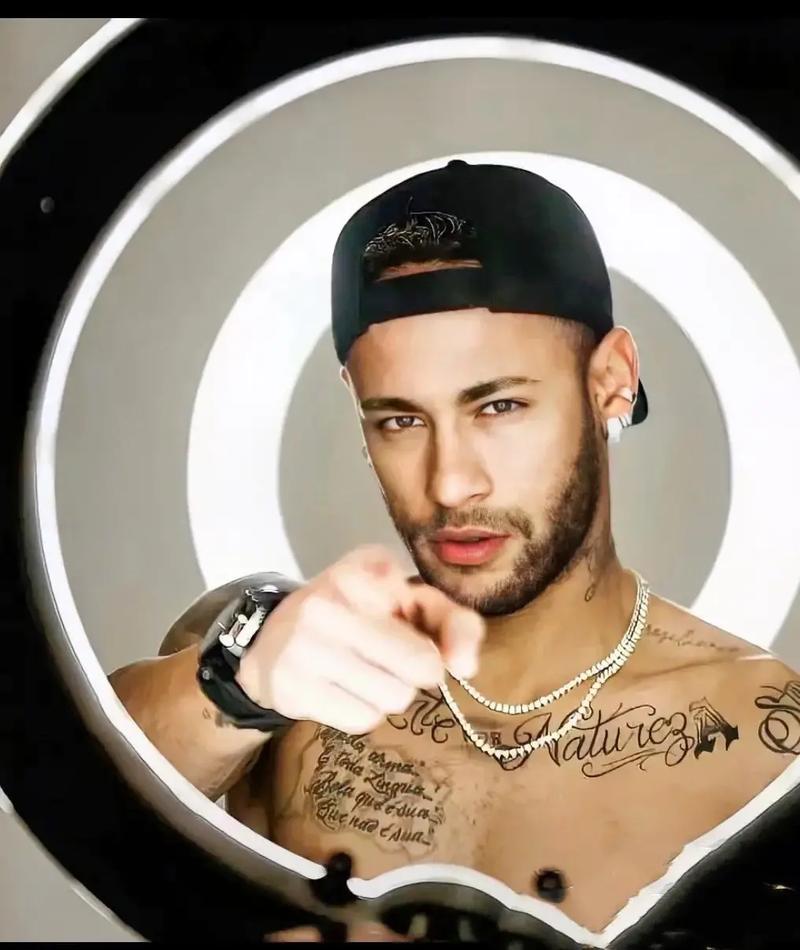 詹卢卡-曼奇尼：意大利渴望参加世界杯，每个人都会全力以赴（詹卢卡-曼奇尼：意大利盼征战世界杯，众将必全力以赴）