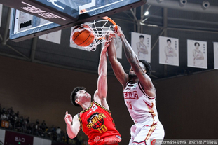 埃德尔：苏宁夺冠后张氏父子消失了，我们有好几个月没拿到工资（埃德尔称：苏宁夺冠后张氏父子不见踪影，我们已数月未领薪）